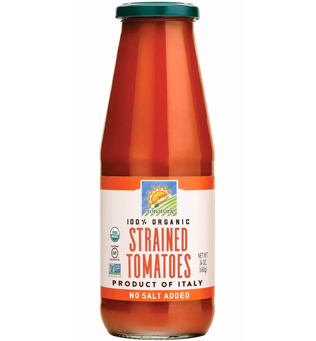 Bionaturae Tomatoes Strained | Organic Strained Tomatoes | Keto Friendly | Non-GMO | USDA Certified Organic | No Added Sugar | No Added Salt | Made in Italy | 24 oz