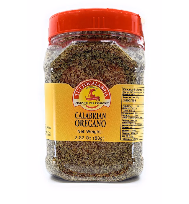 Oregano, Dried Calabrian Oregano, Dry Flakes, Italian Seasoning, Spice Shaker, 2.82 oz (80g) Medium Size Pack All Natural, Non-GMO, Product of Italy, TuttoCalabria