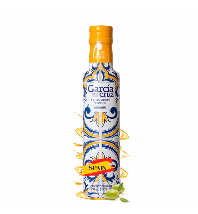Garcia de la Cruz “Master Miller” Premium Extra Virgin Olive Oil Organic from Spain Family Owned, Single-Origin Keto, Paleo, Whole 30, Plant Based, Non GMO, Organic, with Fresh Aromas, Medium Full Flavor
