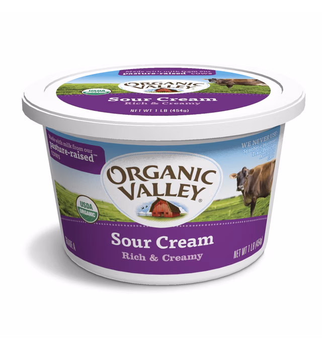 Organic Valley Sour Cream, Rich and Creamy, 16 Oz