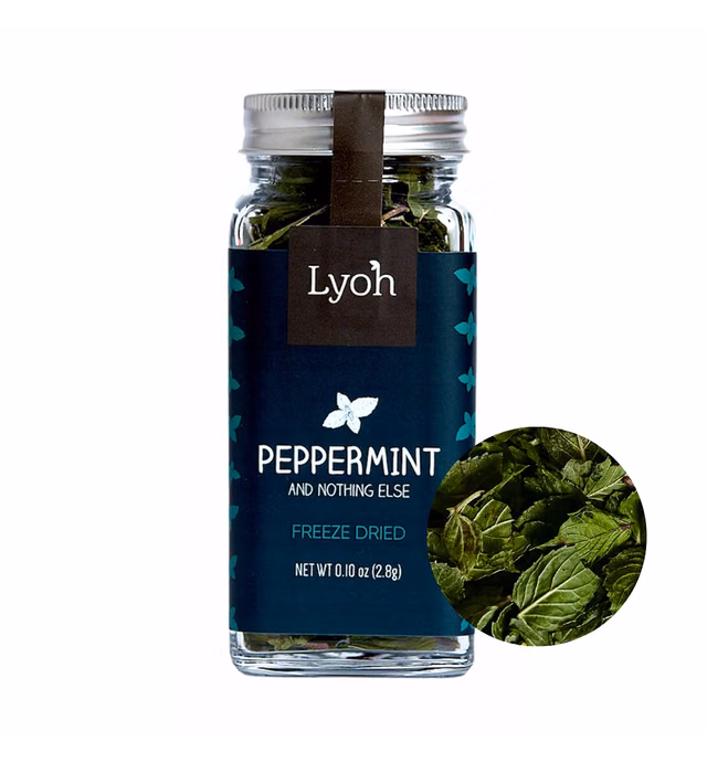 LYOH Freeze-Dried Peppermint │ Gourmet Herbs, Spices and Seasonings │ All-natural │ Vegan, Gluten Free, Additive-Free, No salt added | 0.10 Ounce
