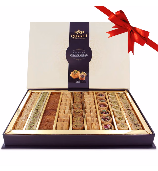 Anabtawi Middle Eastern Sweets - Assorted Baklava, Pistachio and Almond Pastry - Traditional Arabic Baklava Gift Box - No Preservatives, No Additives - Gourmet Baklava Pastry Boxes - 800g