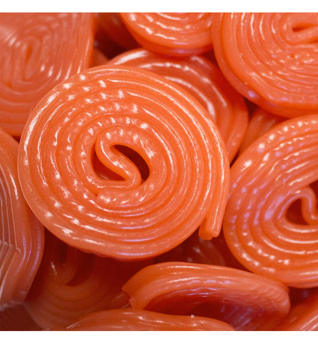 Broadway Strawberry Wheels Red 4.4lb bag