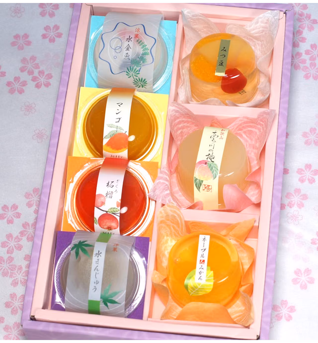 Mayca Moon Assorted Japanese sweets WAGASHI Gift Box Yokan Jelly Special Dessert Sakura's wrapping