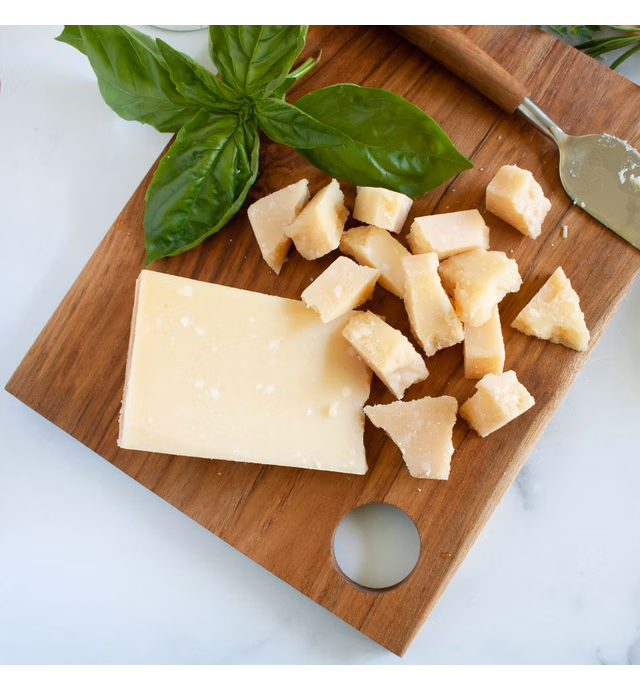 Parmigiano Reggiano - 3 Pound Club Cut (3 pound)