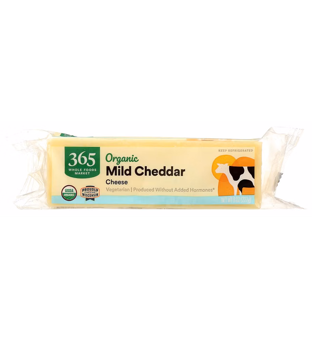 365 by Whole Foods Market, Cheddar Mild Bar Organic, 8 Ounce