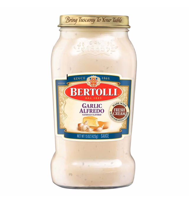 Bertolli Garlic Alfredo Sauce with Aged Parmesan Cheese, Authentic Tuscan Style Pasta Sauce made with Fresh Cream and Real Butter, 15 OZ
